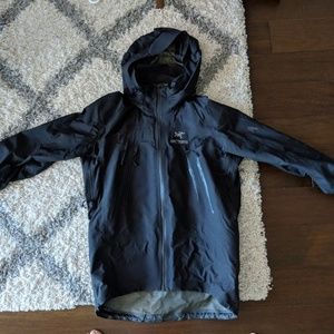 Arc'teryx Theta SV